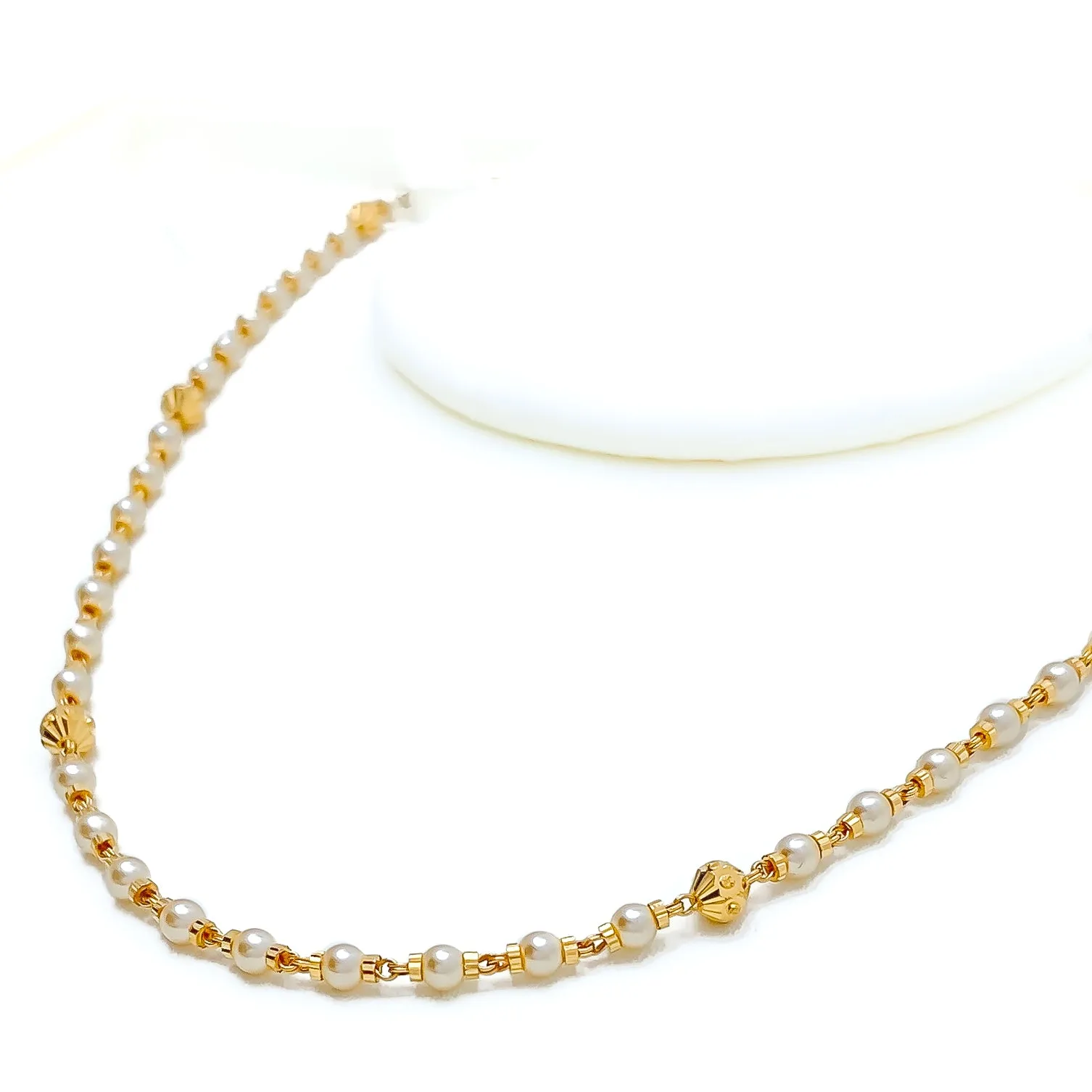 Attractive Delicate 22k Gold Pearl Necklace - 16"