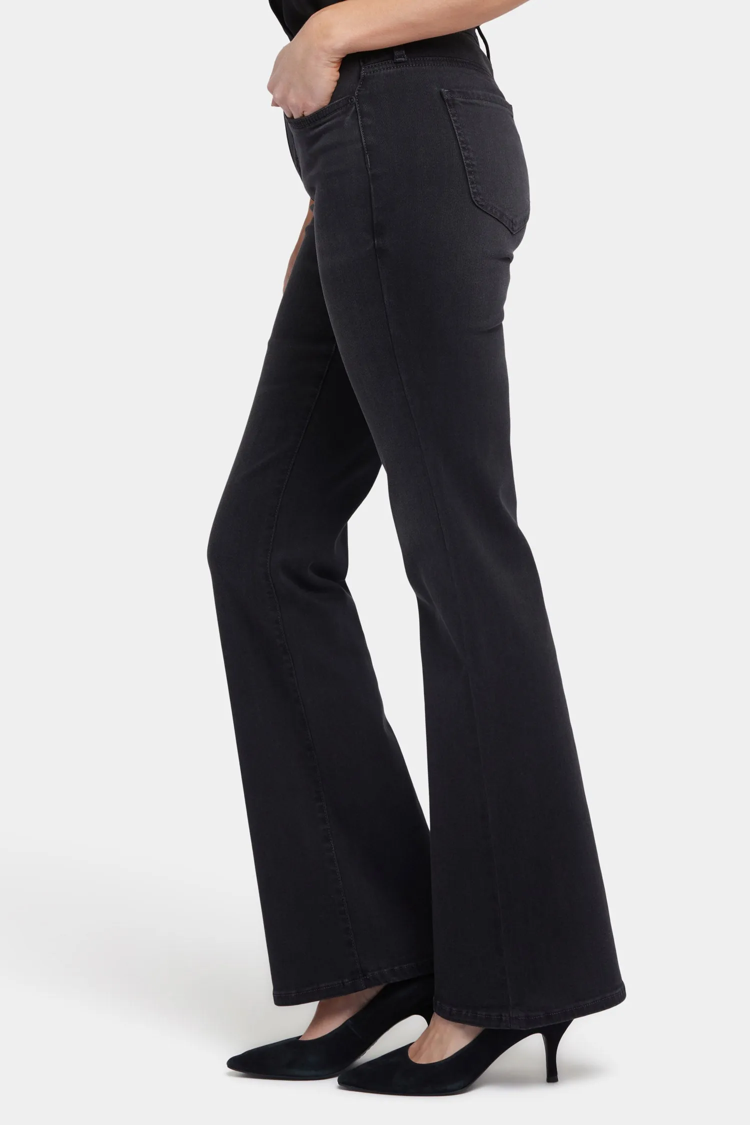 Ava Flared Jeans - Cordoba Cliff