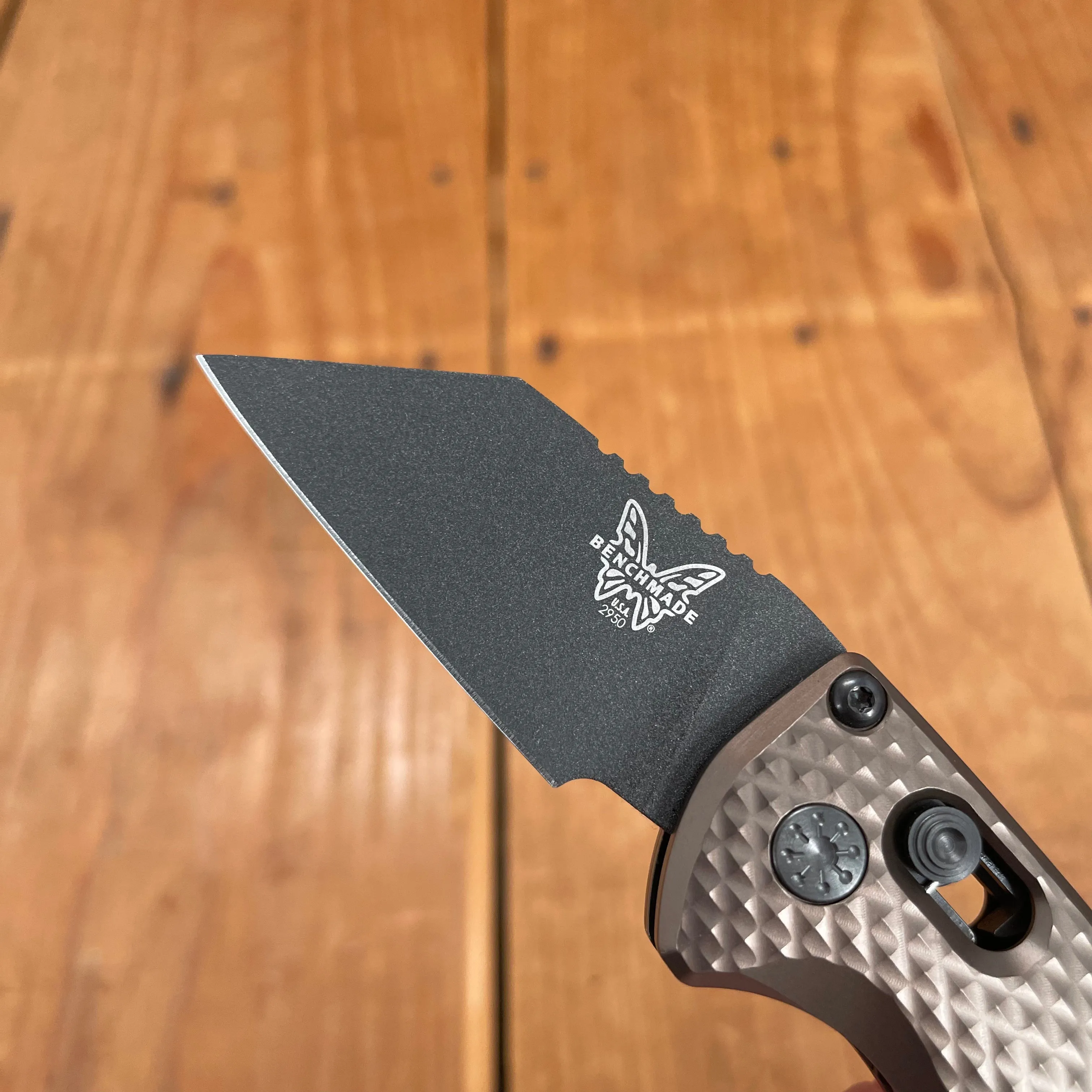 Benchmade 2950BK-1 Partial Immunity Wharncliffe CPM-M4 Auto AXIS Lock Burnt Bronze Handle