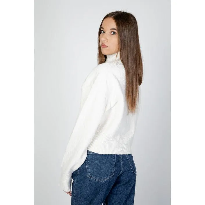 Calvin Klein Jeans Naisten Valkoinen Neulepaita