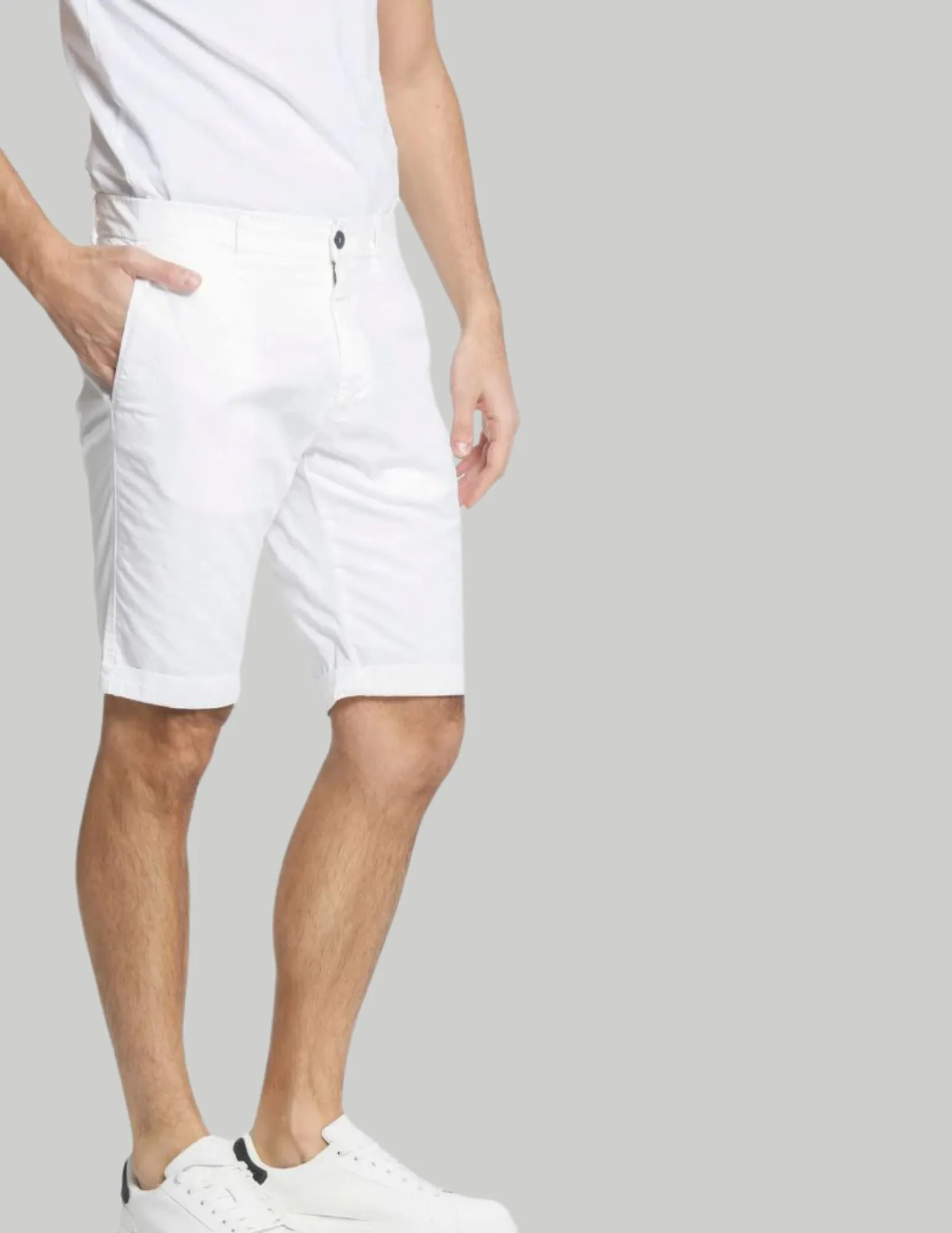 Cotton Stretch Short | White