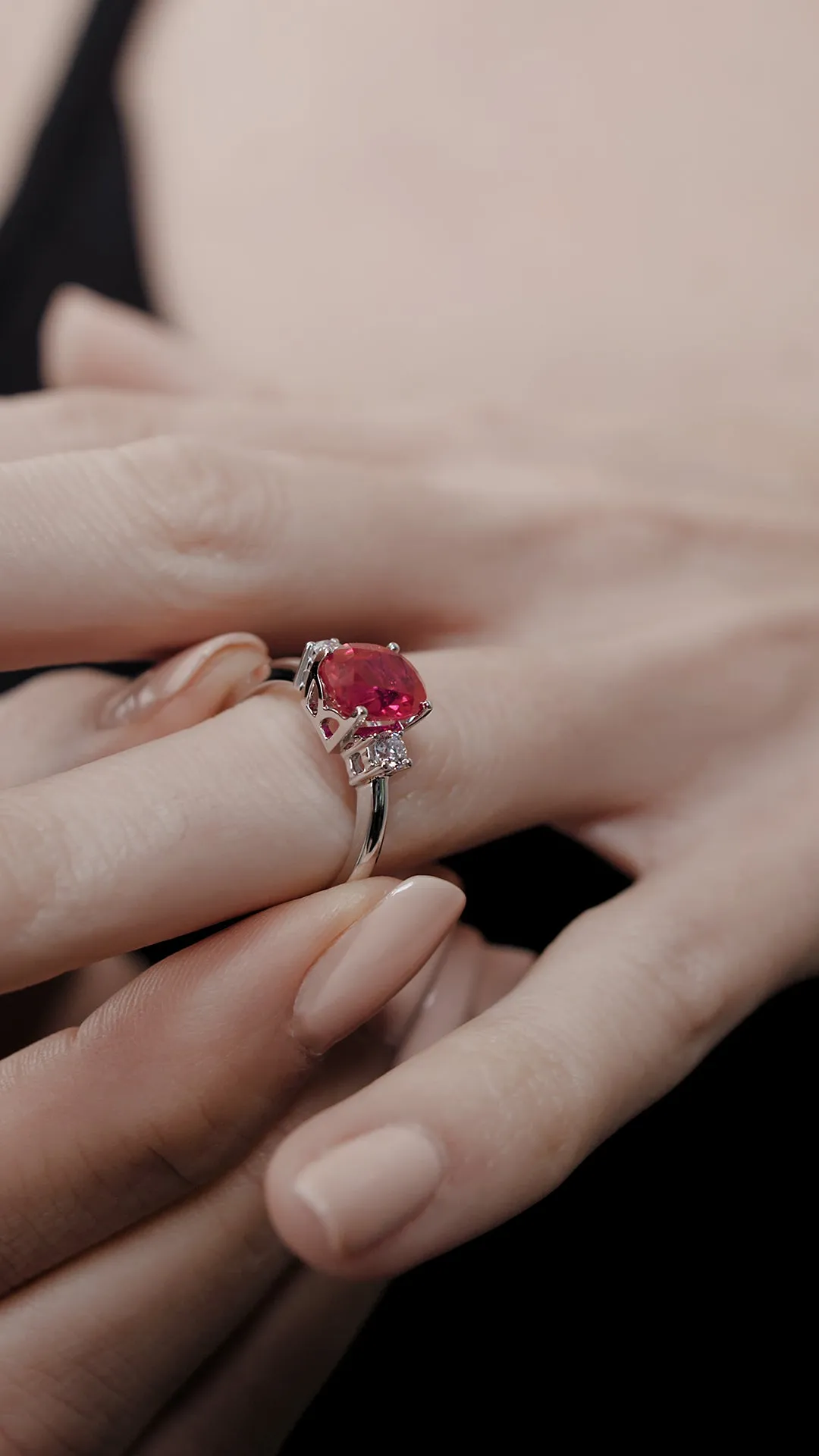 Elizabeth Ring 1.50ct Ruby 18K White Gold