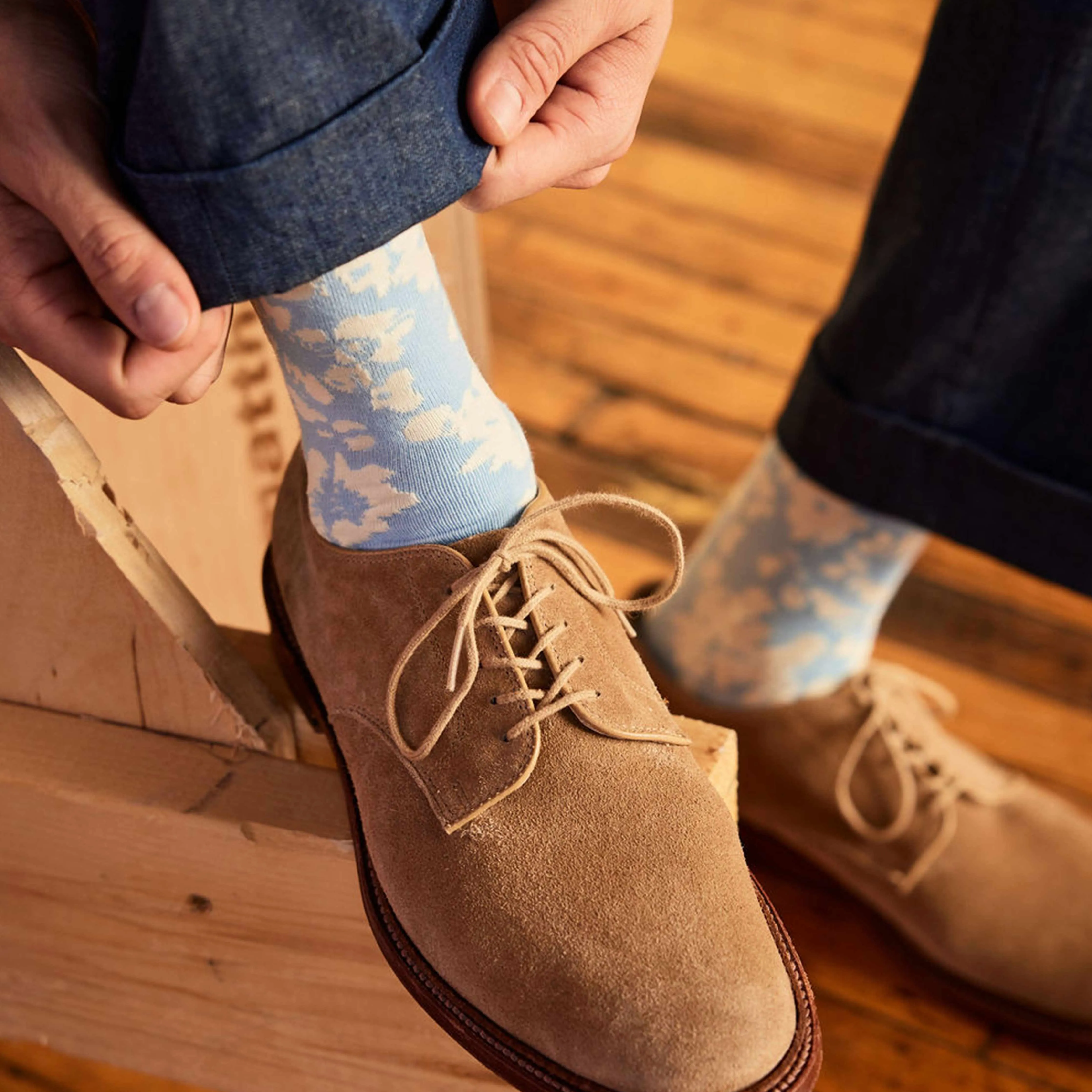Incognito Floral Light Blue Dress Socks