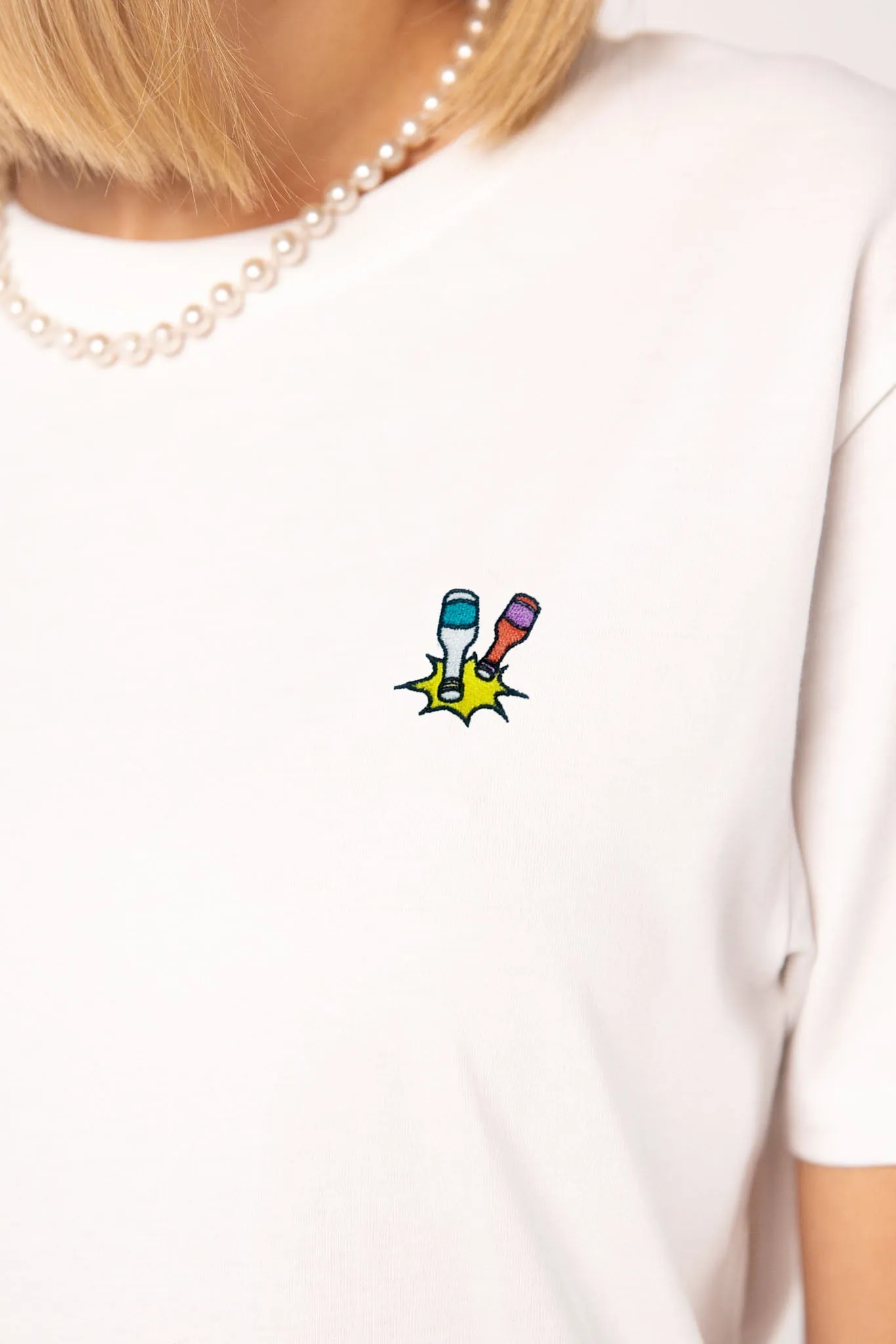Kleiner Klopfer | Besticktes Frauen Oversized Bio Baumwoll T-Shirt