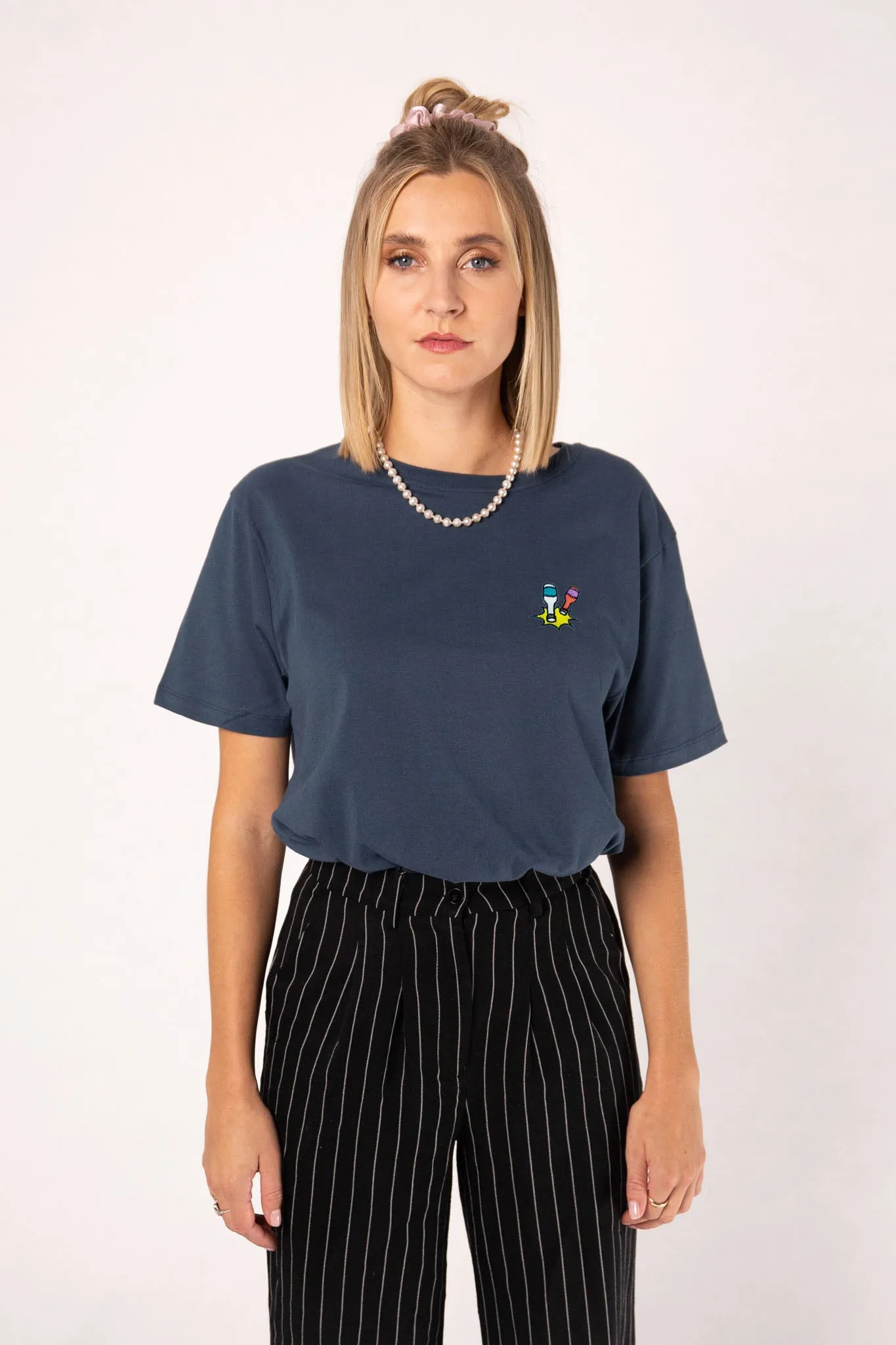 Kleiner Klopfer | Besticktes Frauen Oversized Bio Baumwoll T-Shirt