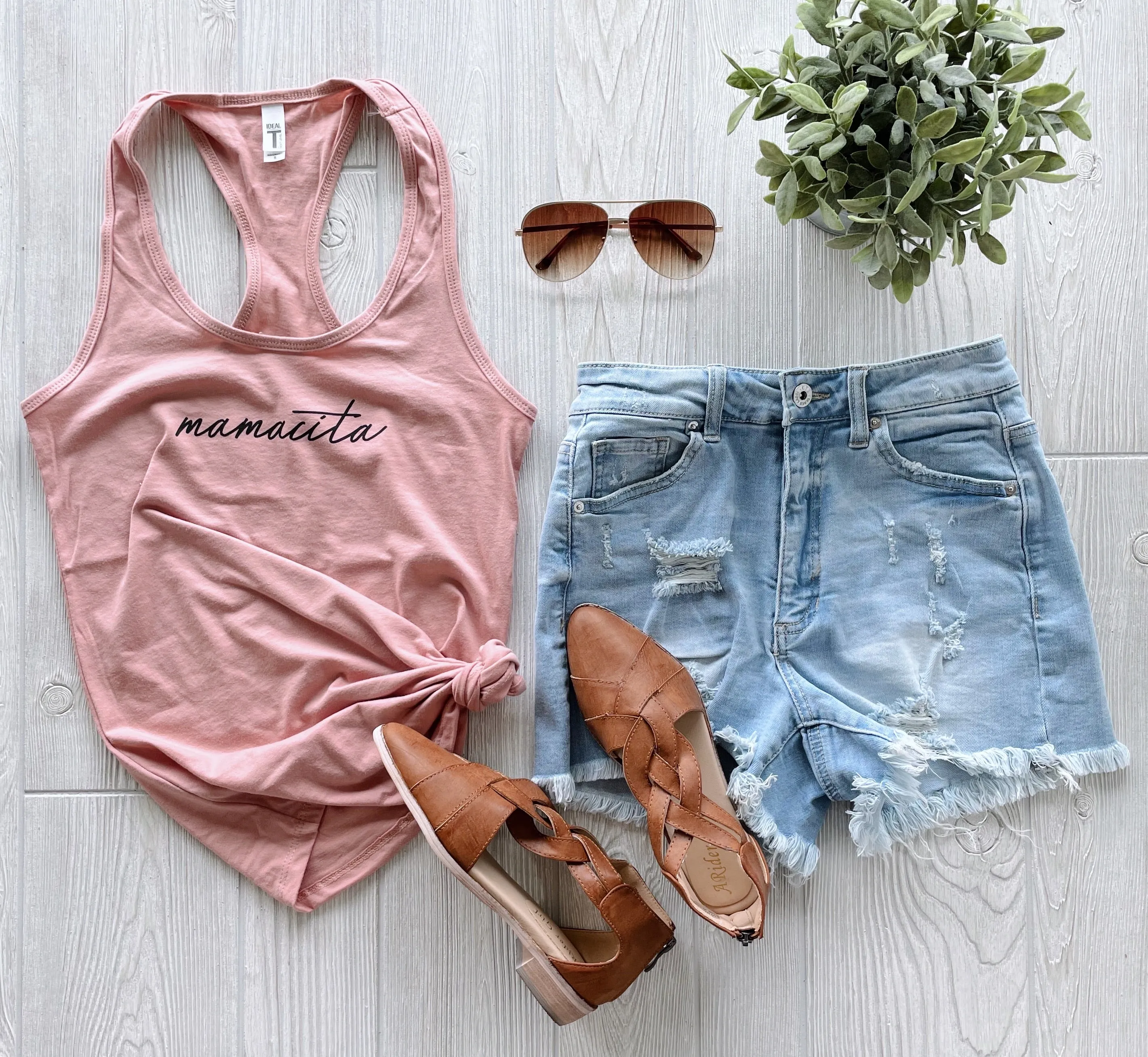 Mamacita • Mauve Racerback