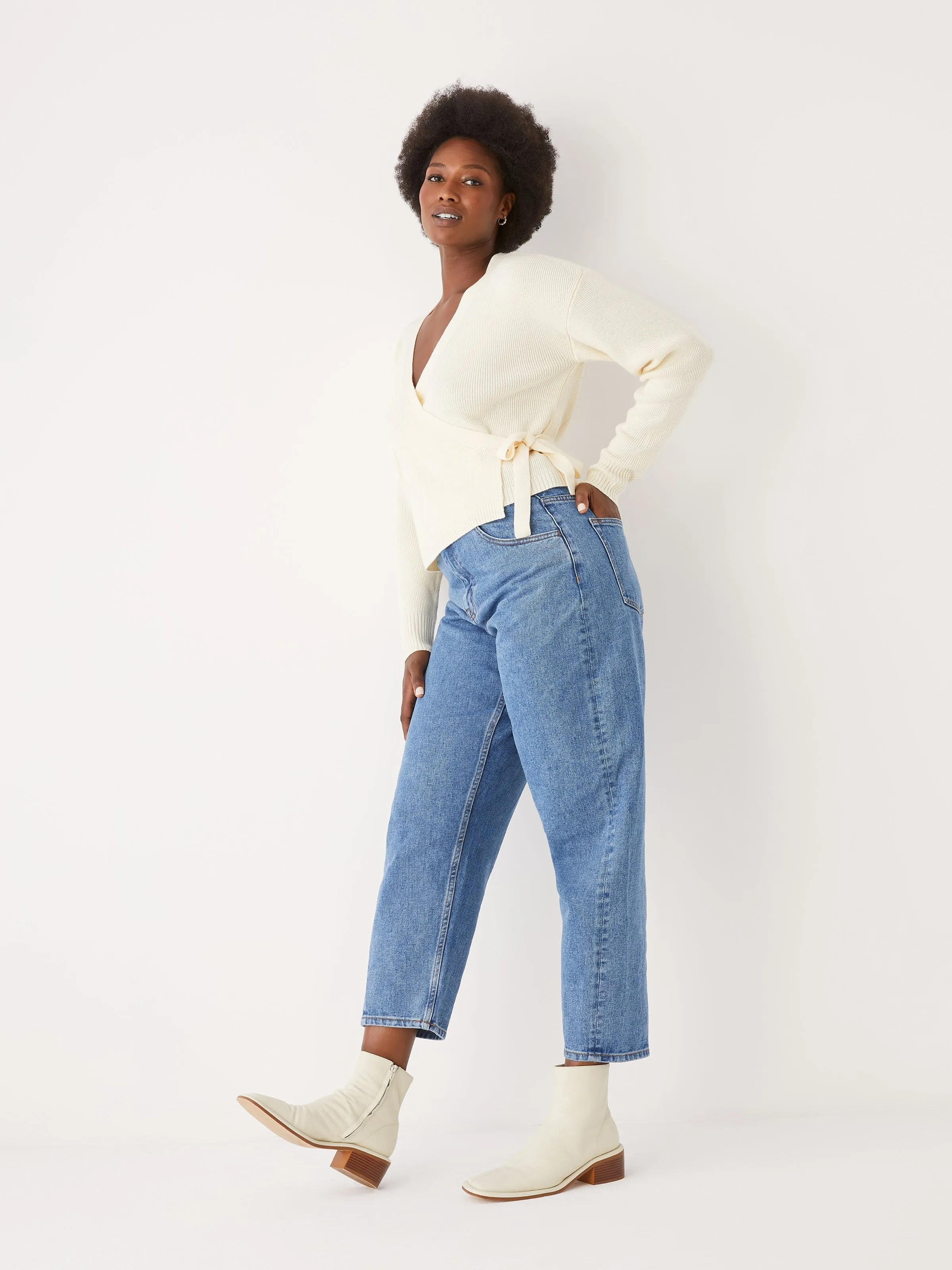 The Linda Ballon Fit Jean in Light Indigo