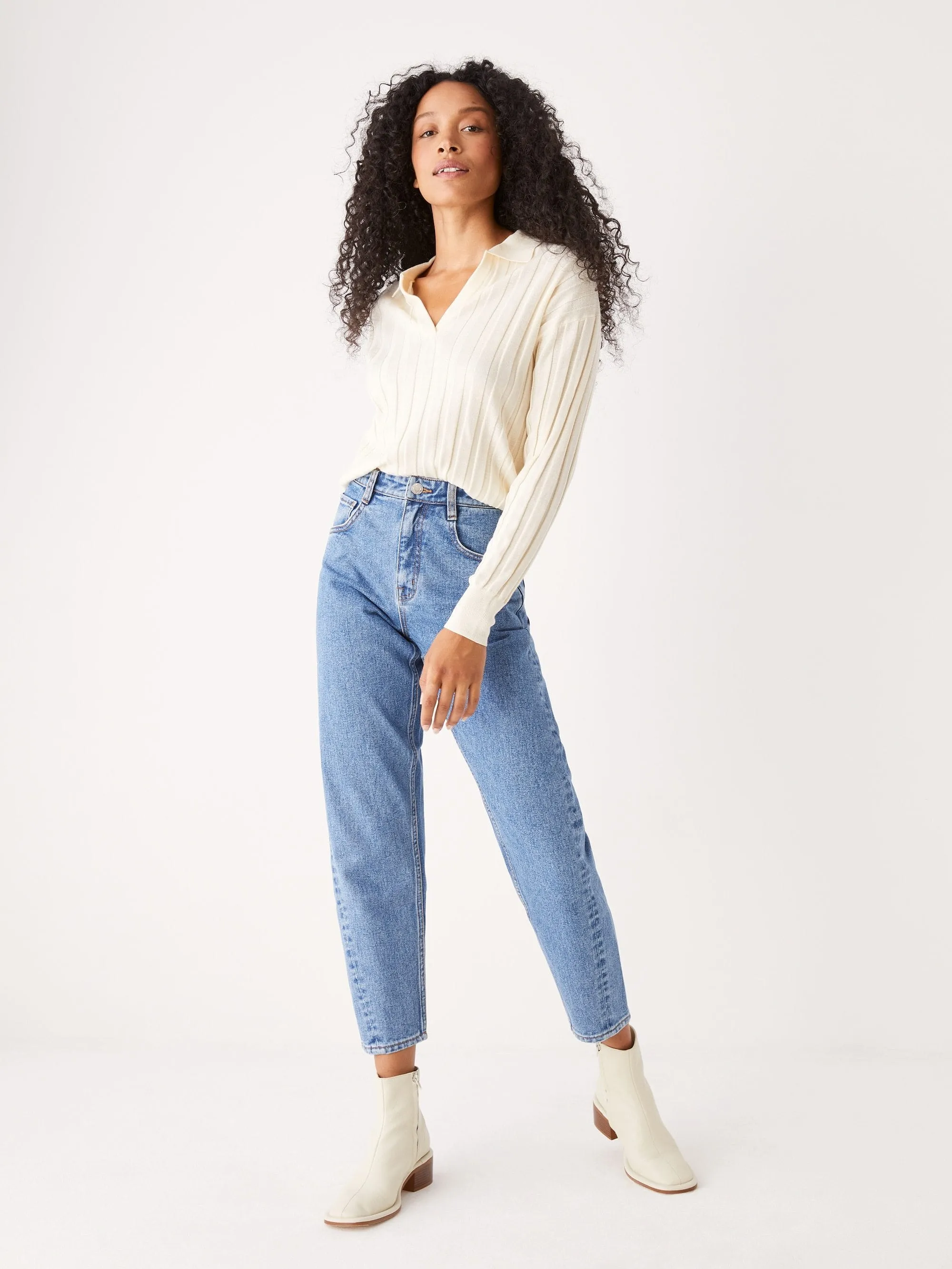 The Linda Ballon Fit Jean in Light Indigo